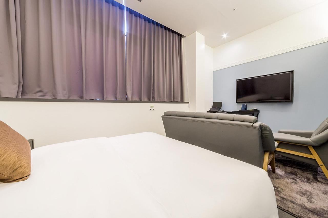 Pyeongtaek Stay Tourist Hotel Buitenkant foto